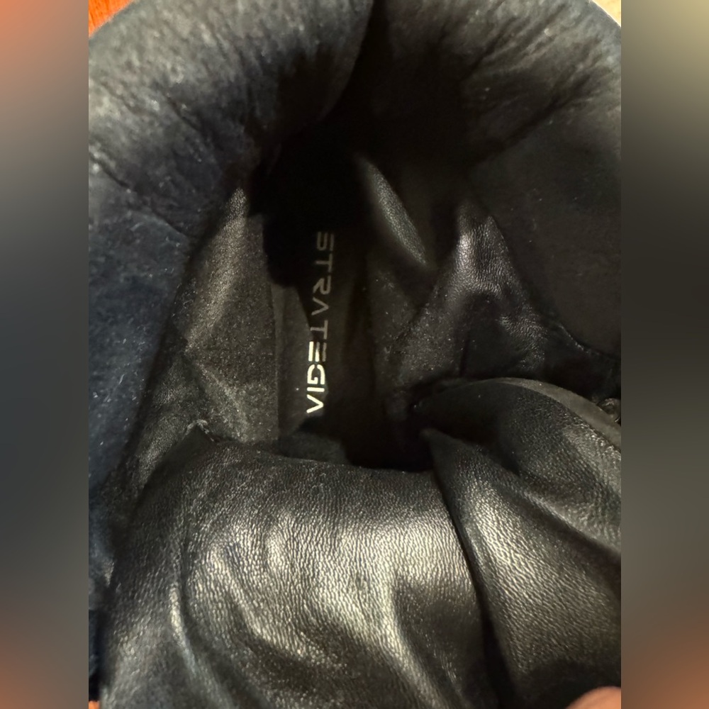 Super Cute Boot!!!!! - image 2